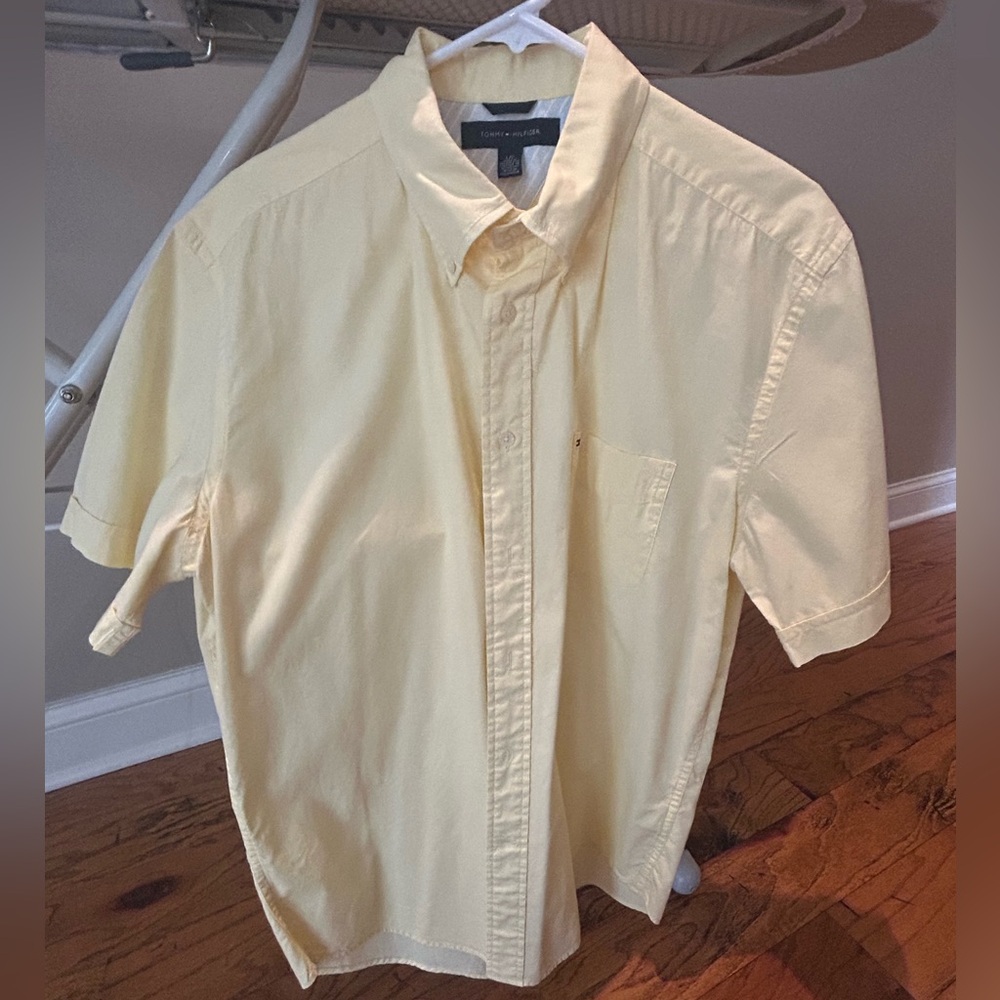 Men’s short sleeve dress shirt, Tommy Hilfiger, L